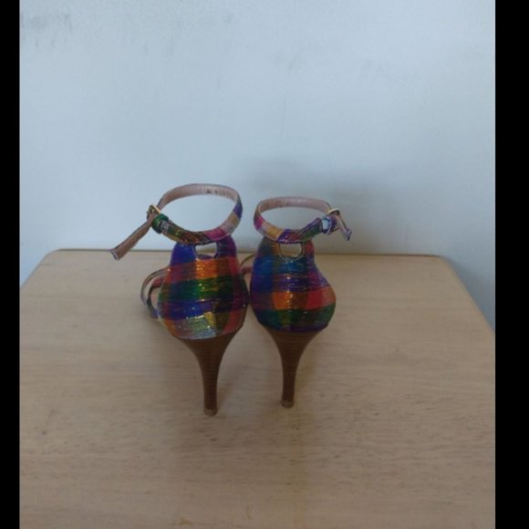 STUART WEITZMAN NUNAKED TINSEL HEELS - Picture 3 of 6